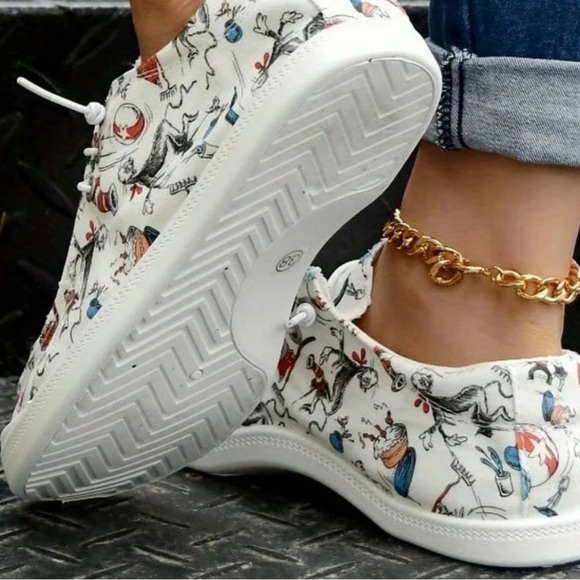 Cartoon print loafers unisex size US men's 9.5 or 10, women US size 12 or 12.5 - Picture 4 of 10